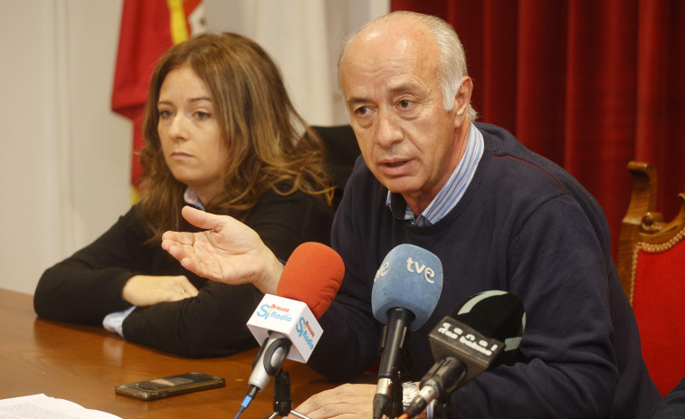 Durán ataca de nuevo al PSOE en las redes del Concello: “María José no vales” y “Samuel no te enteras”