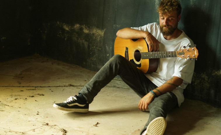 El concierto de Luis Fercán y la sardinada popular, dan inicio a once días de fiestas en Sanxenxo