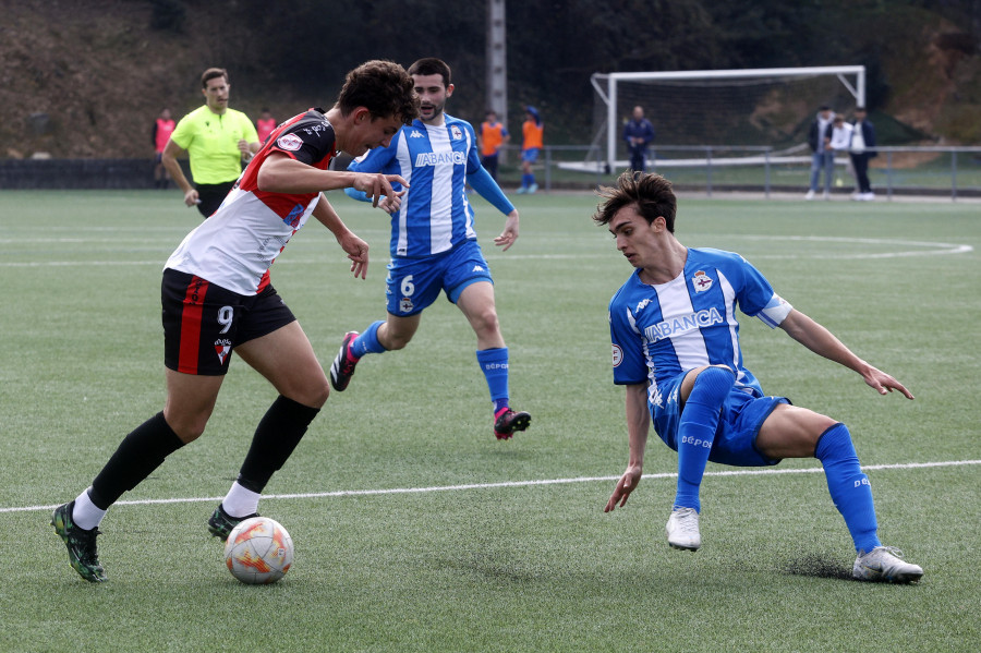 El Arosa juvenil puso contra las cuerdas al Dépor (2-2)
