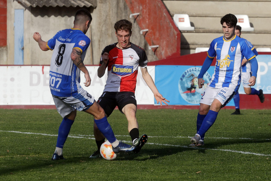 El partidazo entre Bouzas y Arosa se adelanta al sábado