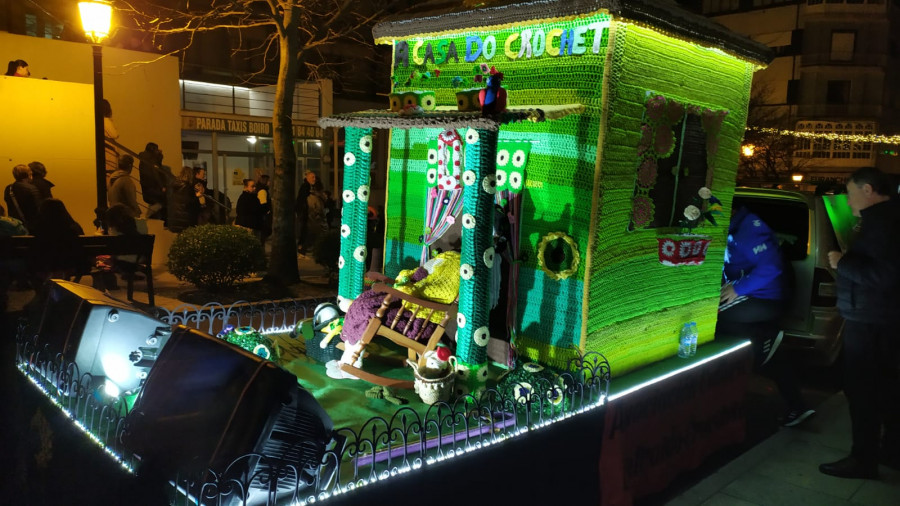 "A casa do crochet" gana el concurso de carrozas del Carnaval de Boiro