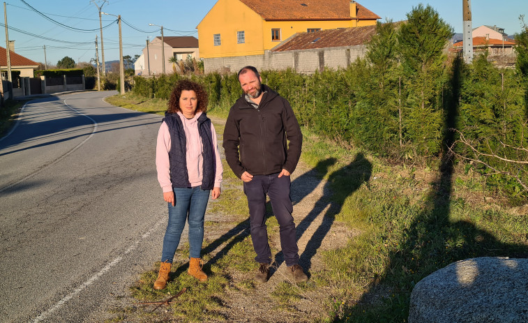 El PSOE acusa a Durán de lanzar noticias falsas en campaña, como una ampliación de aceras de A Cerca