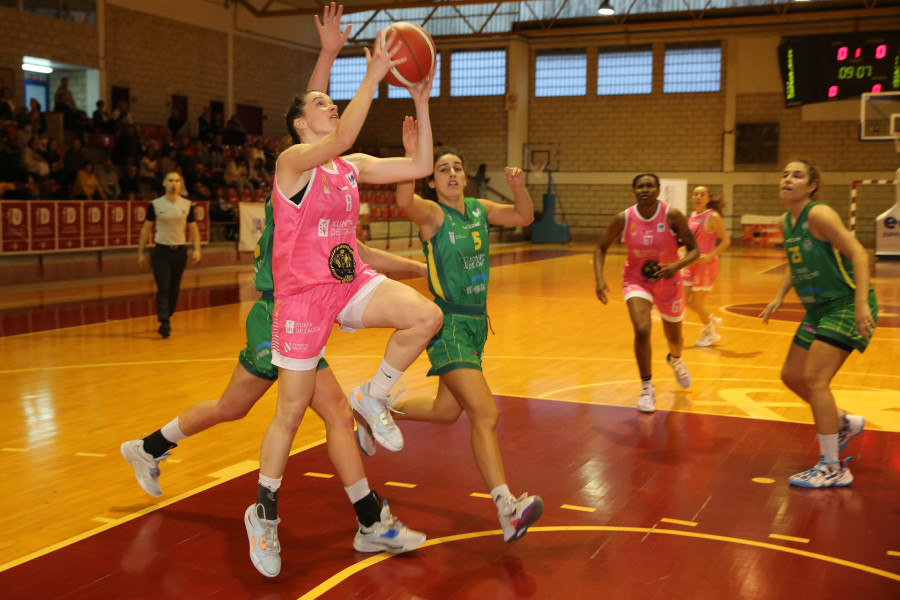 El Cortegada vuelve a la competición con malas sensaciones y cae en Pontevedra (64-47)