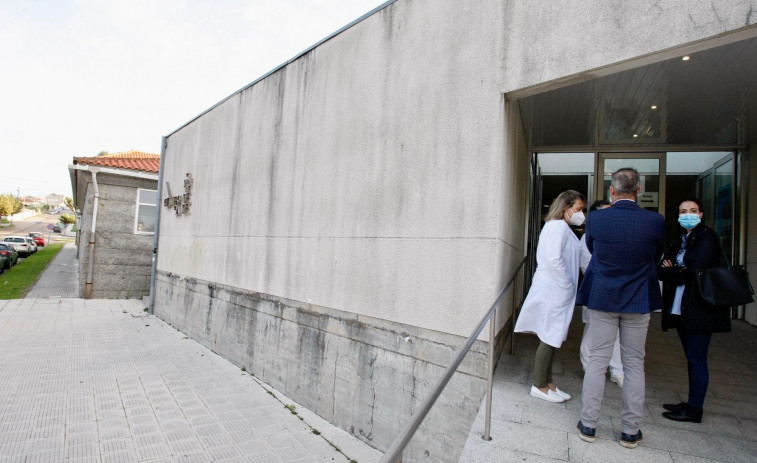 Sanxenxo pagará la vivienda a cuatro médicos que refuerzan el centro de salud de Baltar en verano