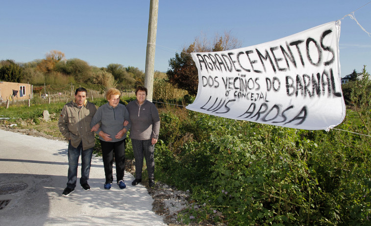 El PP de A Illa denuncia que la tardanza del alcantarillado de O Barnal se debe a motivos electorales
