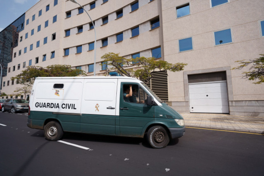 La jueza sitúa a 'Tito Berni' a la "cabeza" de la trama corrupta en Canarias