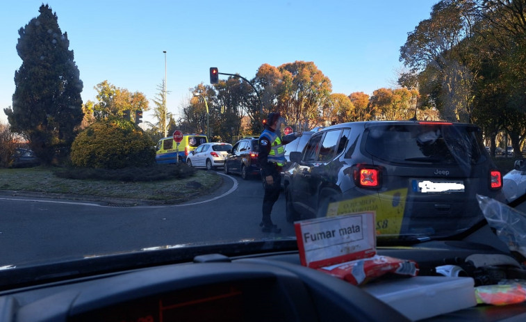 Rueda anuncia que habrá apertura de más zonas para la mejilla tras la gran protesta bateeira en Santiago