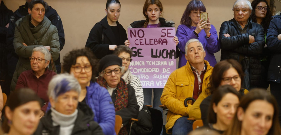 #8M Vilagarcía reivindica la diversidad sexual y clama contra las 