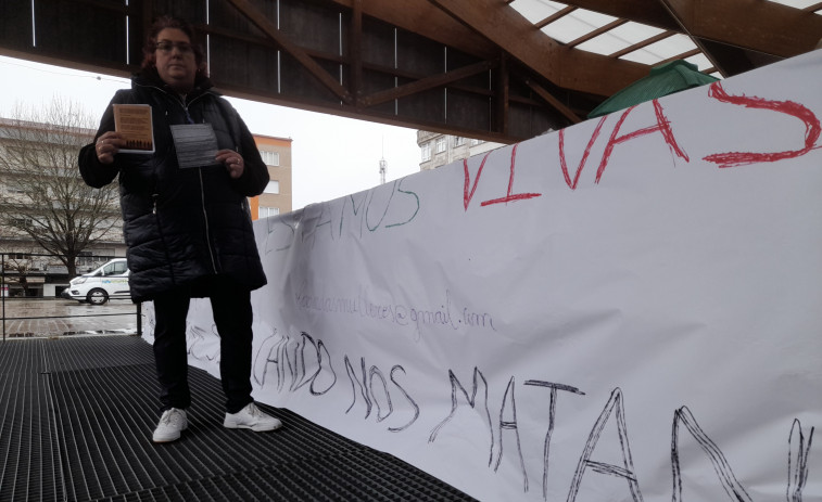 Mujeres maltratadas son atendidas en el CIM de Ribeira ante los problemas que padecieron en Boiro