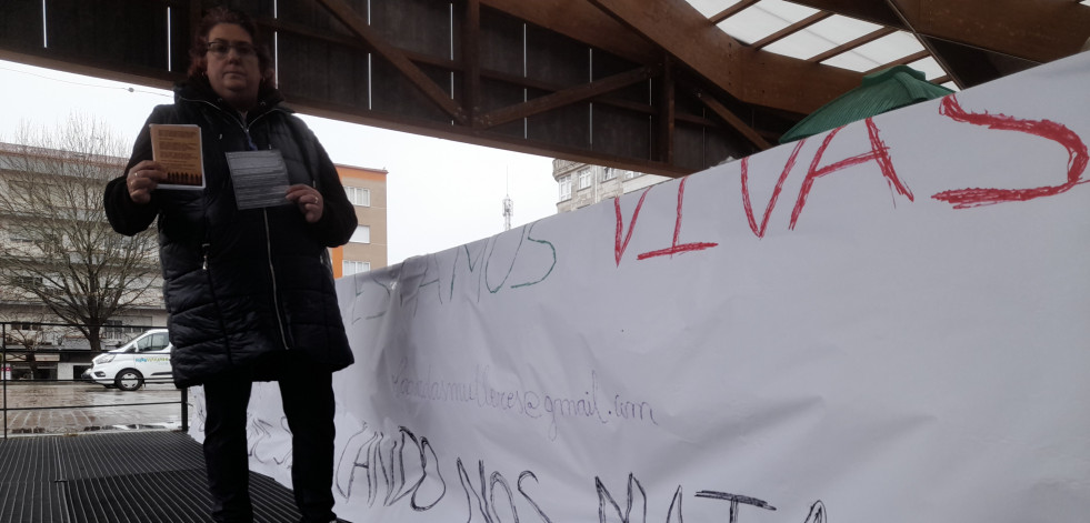 Mujeres maltratadas son atendidas en el CIM de Ribeira ante los problemas que padecieron en Boiro