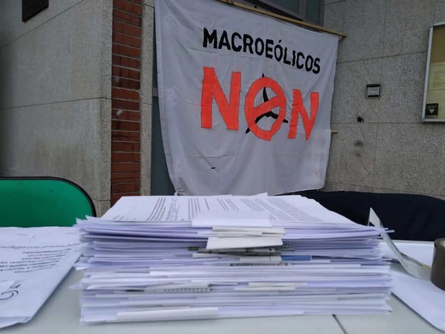 Moraña presenta cientos de alegaciones contra el parque eólico de Anduriña