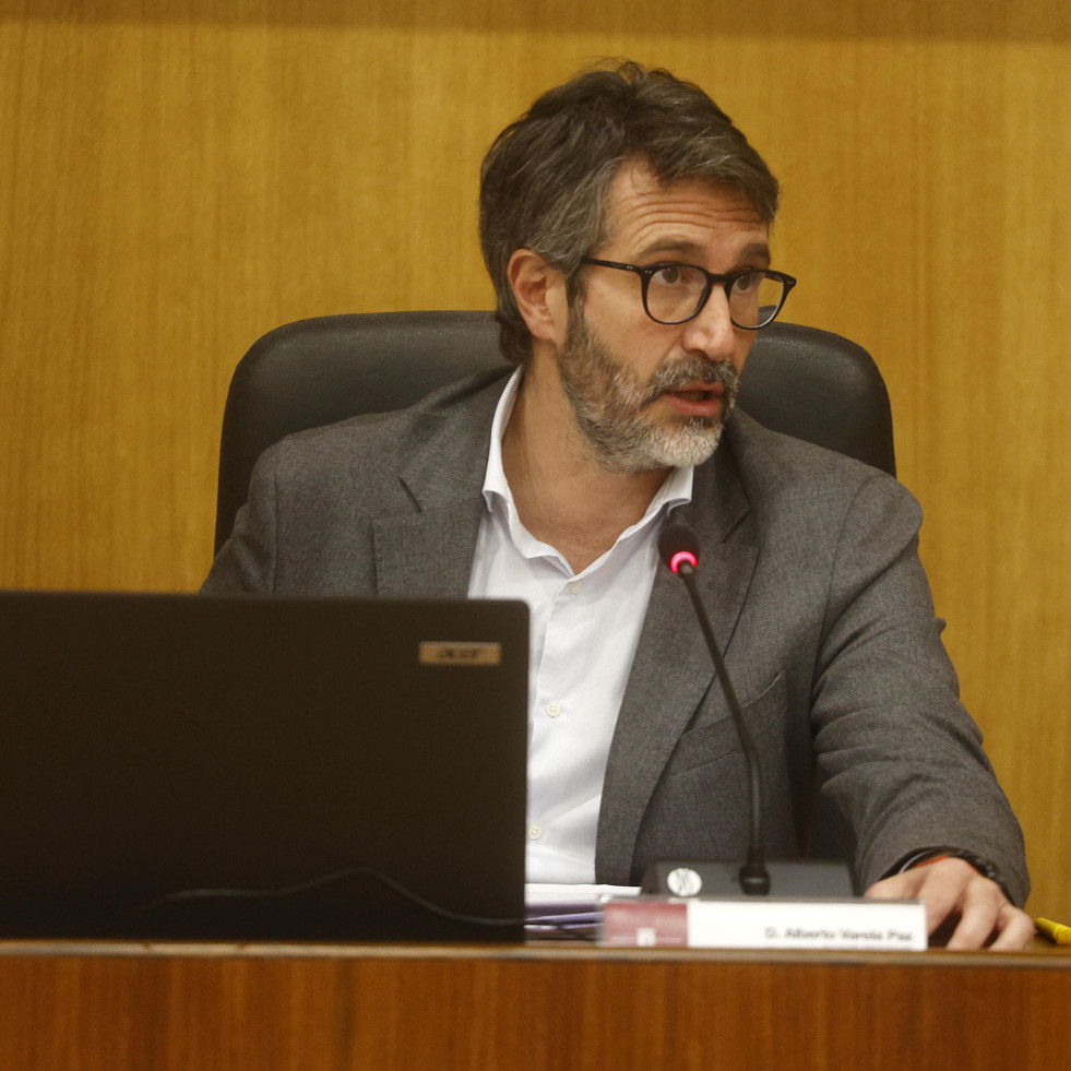 El gobierno local de Vilagarcía carga contra el PP y Raúl Santamaría por pedir un asfaltado para el que votaron en contra en el Parlamento