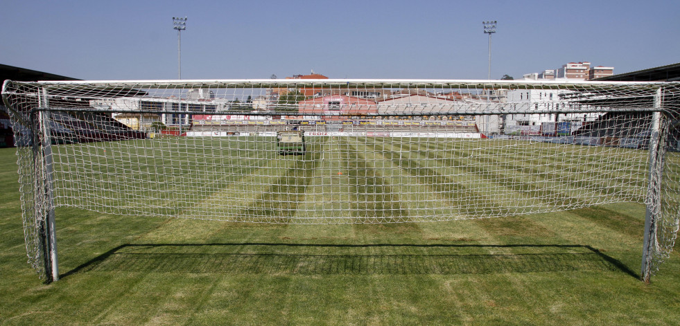 El Concello de Vilagarcía saca a licitación el mantenimiento de los campos por 63.314 euros al año