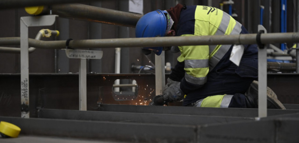 Sánchez anuncia la contratación de 1.500 trabajadores para Navantia