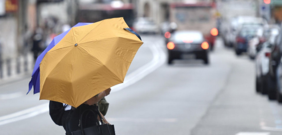 Un frente trae lluvias este sábado, más persistentes en el oeste de A Coruña