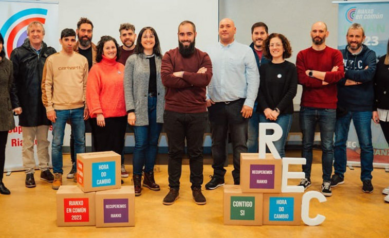 Rianxo en Común, con Julián Bustelo de candidato, desvela su lista para las elecciones municipales del 28 de mayo