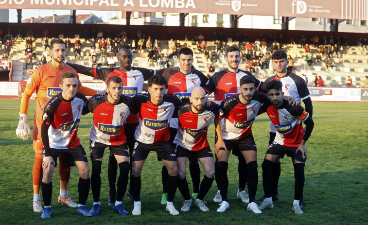 El Arosa quiere hacer valer su robustez para ganar al Celta  C en Barreiro