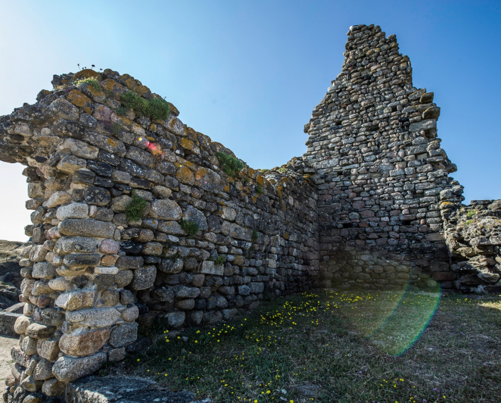 TORRE DE A LANZADA