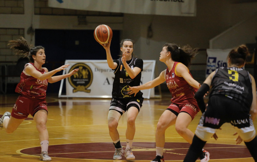 El Cortegada gana al Sevilla y sella su permanencia en LF2 (56-45)