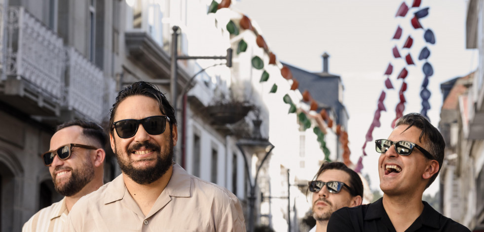 Beni Ferreiro: “O novo álbum, “Planes para días grises”, mantén a esencia de Igloo, pero soa moito máis fresco e actual”