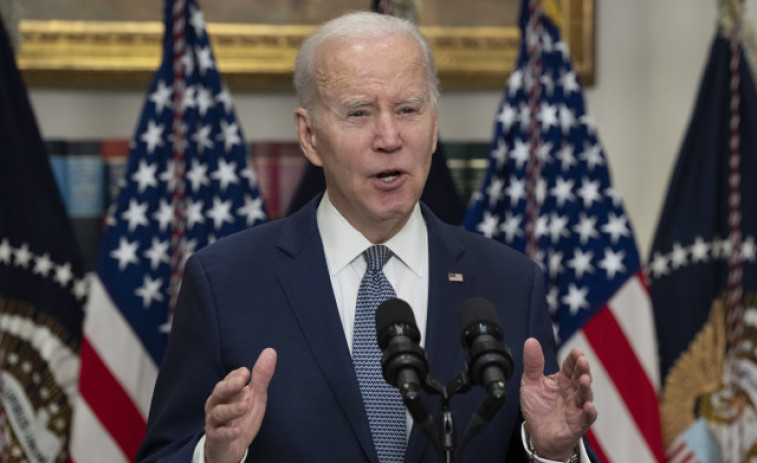 Biden tranquiliza a los estadounidenses y dice que el sistema bancario es seguro