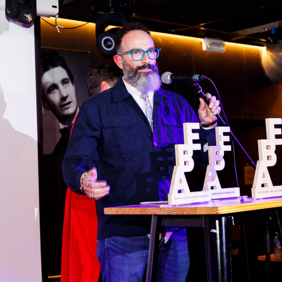 La campaña de la ABE suma más de 200 votos y regala premios a tres participantes