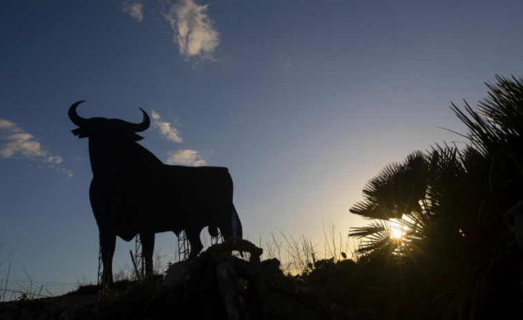 El Toro de Osborne celebra los 25 años de su indulto