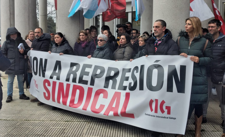 La huelga obliga a suspender el juicio por agresión contra un delegado sindical en una conservera de Cambados