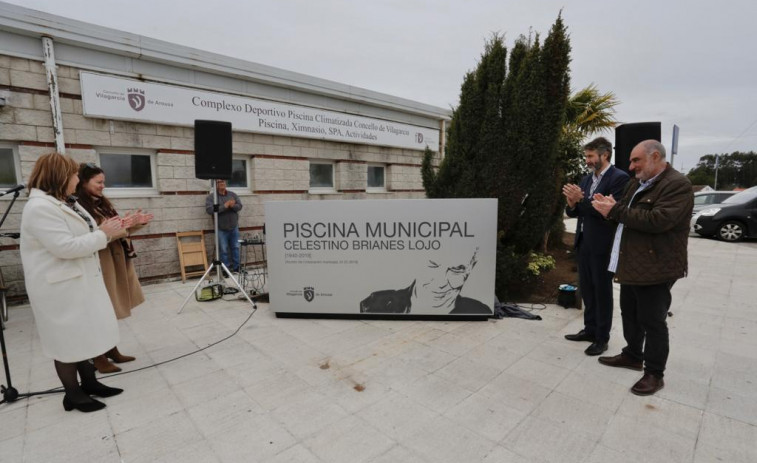 Vilagarcía inmortaliza la eterna sonrisa de Celestino Brianes Lojo en la piscina municipal