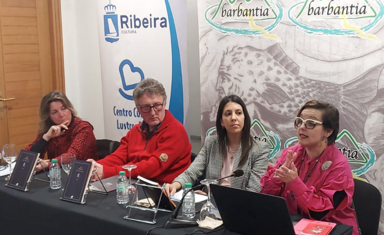 La palmeirense Margarita Fernández Gómez presenta la primera traducción al gallego de las 