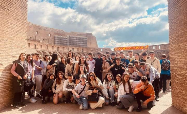 Alumnos del IESP A Cachada participan en un viaje a Roma, el primero de la pospandemia del instituto
