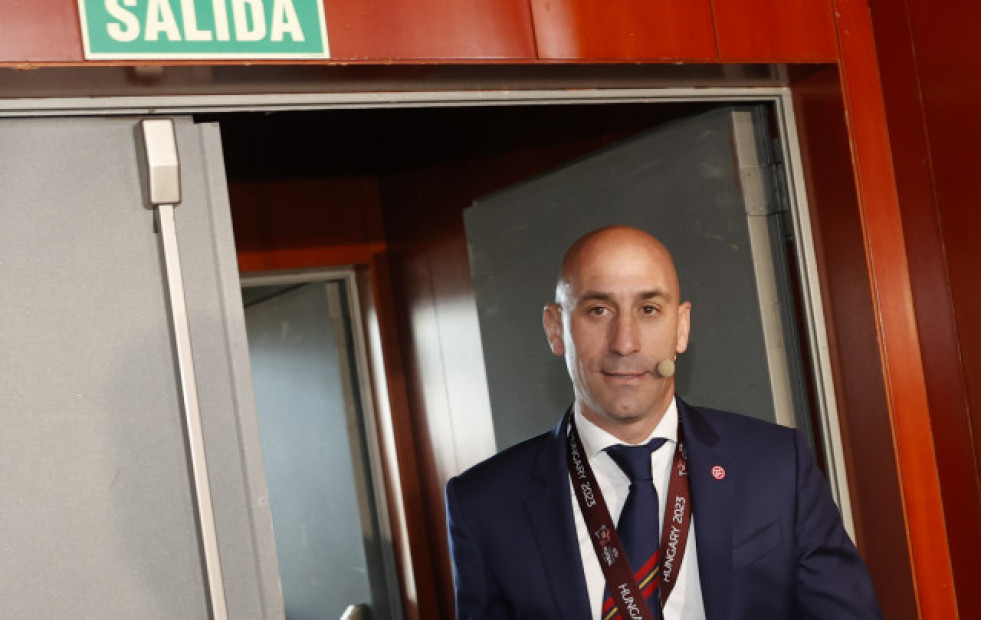 La AFE pide la inmediata inhabilitación de Luis Rubiales