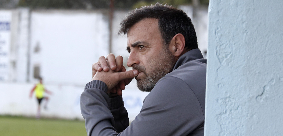 El Villalonga cesa al técnico Ricardo Fernández