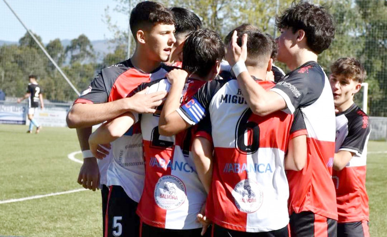 El Arosa juvenil golea al Compostela (3-0)