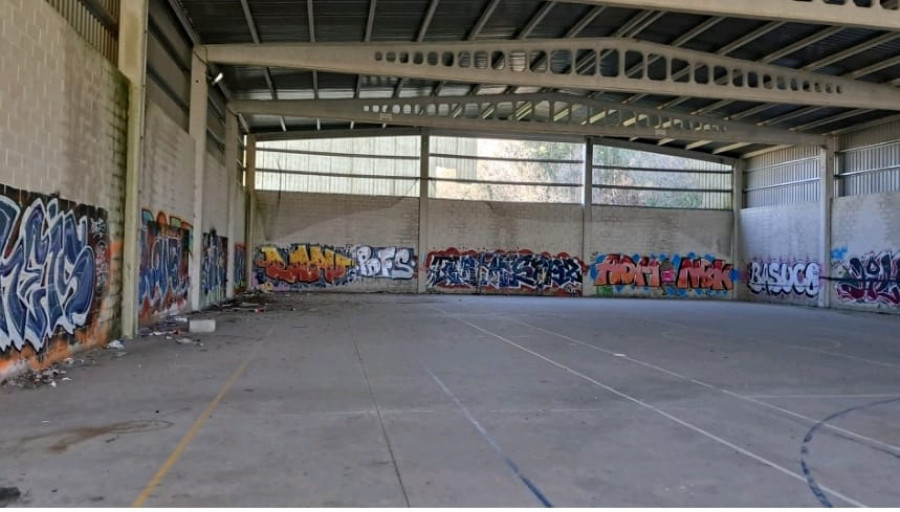 El BNG de Vilagarcía reclama la rehabilitación del pabellón de Bamio