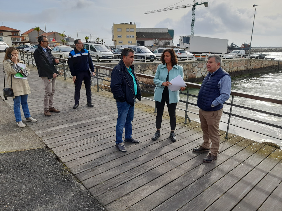 La creación de un abrigo y 125 amarres en el puerto de Aguiño tendrá cuatro millones de inversión