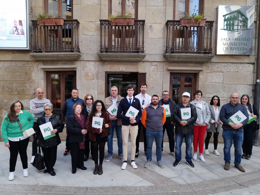 El Partido Galego, con Moisés Domínguez de alcaldable en Ribeira, presentó su candidatura completa