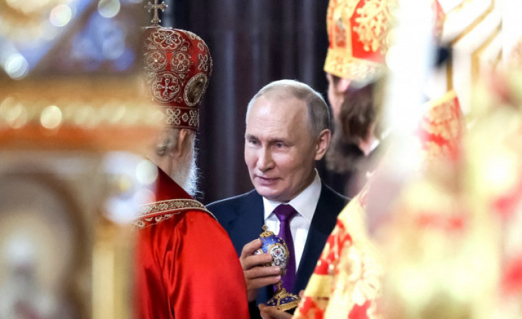 Putin felicita la Pascua a los creyentes ortodoxos