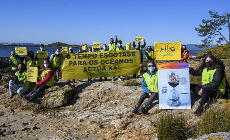 Greenpeace organiza una jornada sobre los océanos en Vilagarcía con la proyección del documental “Santuario”
