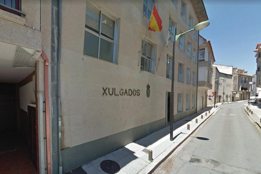 El juzgado deja en libertad al joven que intentó atropellar a otro en Sanxenxo