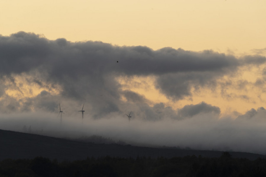 Cielos parcialmente nublados y precipitaciones intermitentes este domingo en Galicia