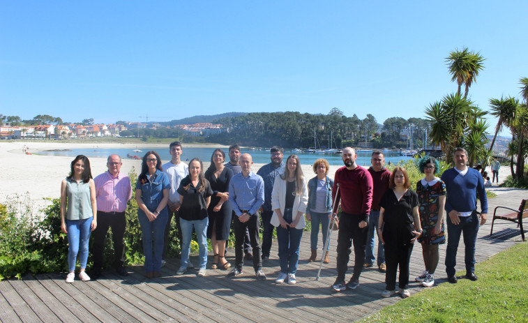 El nacionalista Fran Leiro presenta el equipo que le acompañará en las elecciones para la Alcaldía de Sanxenxo