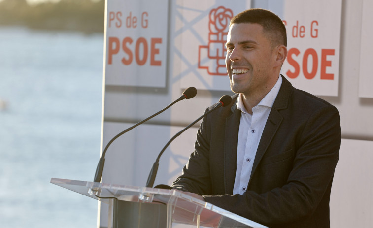 El PSOE de A Illa se compromete a gestionar un centro de día