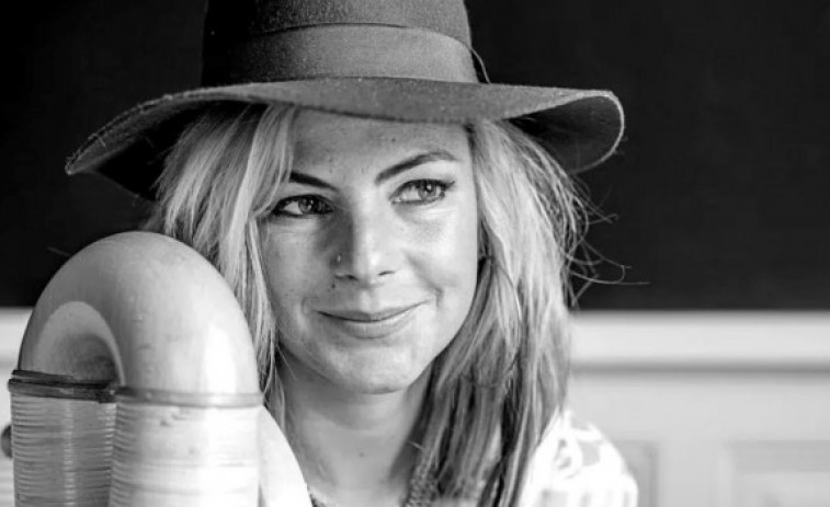 Muere la artista suiza Eliana Burki, que llevó el alpenhorn a la música pop