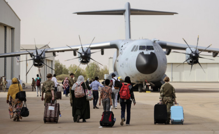 Turquía confirma el tiroteo en Sudán a un avión militar en misión de evacuación