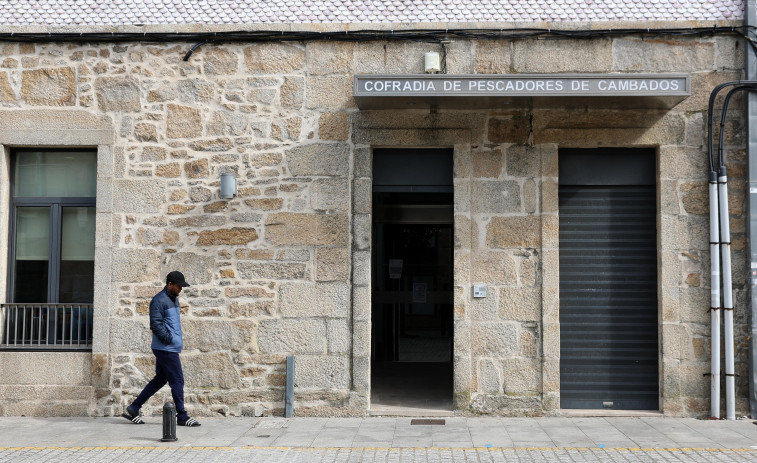 La mayoría del patrón en el Cabildo de Cambados tumba la petición de cese de los críticos