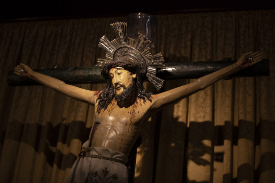 El Santo Cristo de Lepanto de Barcelona no era negro, solo estaba sucio