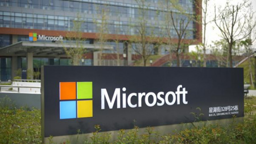 Microsoft gana unos 61.604 millones de euros en nueve meses, un 26 % más interanual