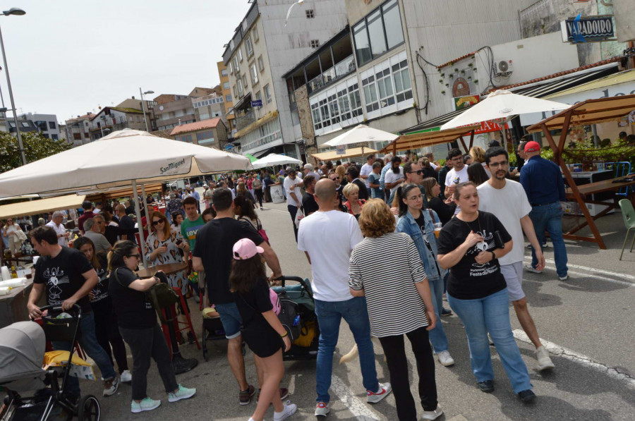 Más de 6.000 personas visitaron Portonovo y la Festa da Raia con un exitoso formato en los bares