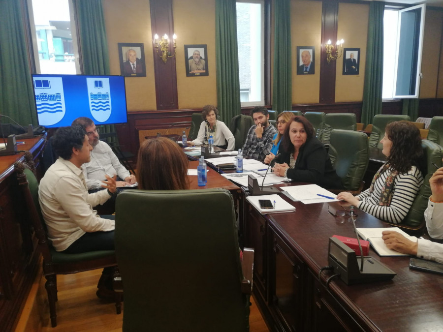 Ribeira desarrolla con Santa María de Feira un proyecto piloto para optimizar recursos municipales en Política Social